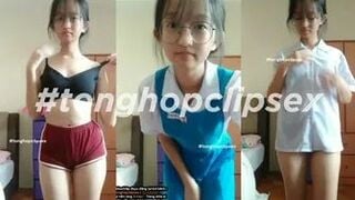 Cô em dâm đãng liếm cu cho bạn trai dâm không che