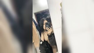 Cặp đôi sinh viên trẻ địt nhau trước gương