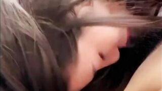 Đưa em đi du lịch là được thịt em thôi