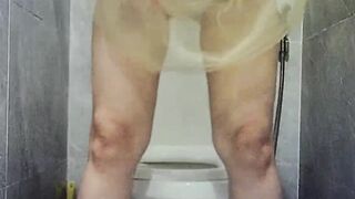 Lén wc không lông