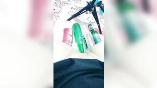 Đút chai vào lồn bạo dâm