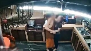 Sư thầy thái lan dắt phật tử có chồng về chùa đụ ngoại tình cực hấp dẫn.