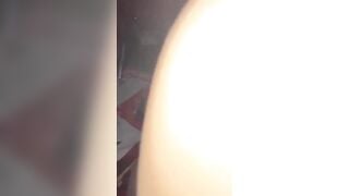 Bị dượng tuột quần thủ dâm 2 lỗ